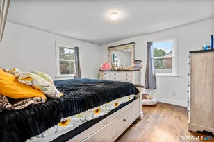 33 Allen Ave, Meriden, CT 06451 - Photo 13