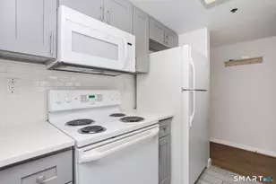 127 Greyrock Pl, Stamford, CT 06901 - Photo 9
