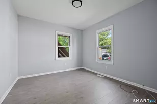 301 Poplar St, Bridgeport, CT 06605 - Photo 7