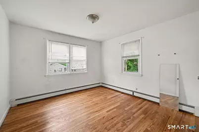 25 Myron Avenue, Bridgeport, CT 06606 - Photo 19