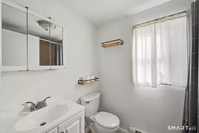 25 Myron Avenue, Bridgeport, CT 06606 - Photo 25
