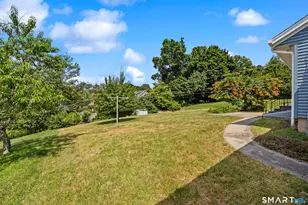 124 Elliott Rd, Trumbull, CT 06611 - Photo 33
