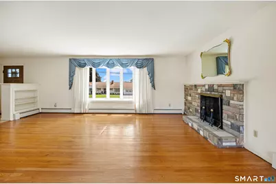 124 Elliott Road, Trumbull, CT 06611 - Photo 7