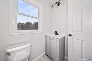 114 Whitewood Rd, Waterbury, CT 06708 - Photo 25