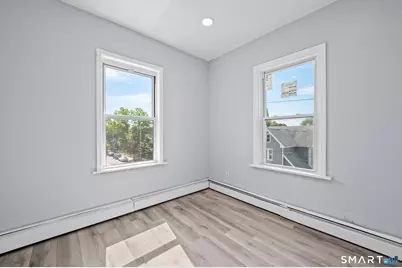 1220 Pembroke Street, Bridgeport, CT 06608 - Photo 9
