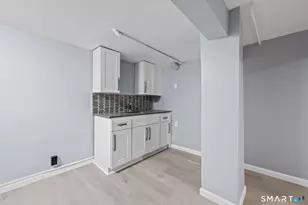 1220 Pembroke St, Bridgeport, CT 06608 - Photo 11