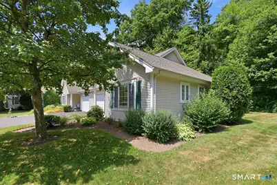 46 Henley Way #46, West Hartford, CT 06117 - Photo 3