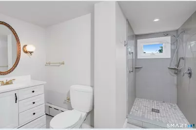 120 Maple Street, Branford, CT 06405 - Photo 33