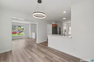 21 Whitmore Ln, Stamford, CT 06902 - Photo 11