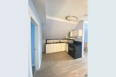 550 Laurel Avenue, Bridgeport, CT 06605 - Photo 5