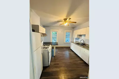 550 Laurel Avenue, Bridgeport, CT 06605 - Photo 3