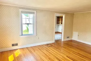 1693 Tolland Turnpike, Manchester, CT 06042 - Photo 9