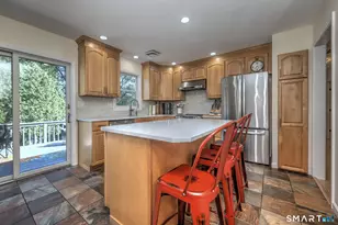 55 Londonderry Ln, Milford, CT 06460 - Photo 11