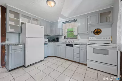 128 Capen Street, Windsor, CT 06095 - Photo 3