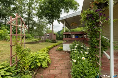 525 East Main Street #Trlr 33, Branford, CT 06405 - Photo 17