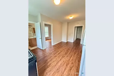 384 Gregory Street, Bridgeport, CT 06604 - Photo 3