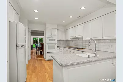 321 Lansdowne, Westport, CT 06880 - Photo 9