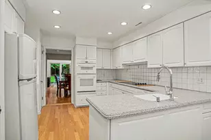 321 Lansdowne, Westport, CT 06880 - Photo 9