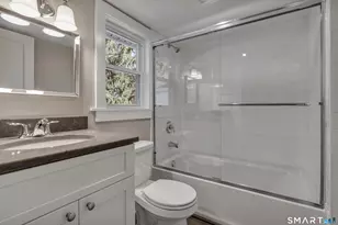 368 Boston St, Guilford, CT 06437 - Photo 3