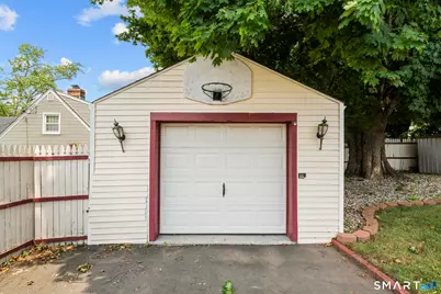 270 Clifton Street, New Haven, CT 06513 - Photo 23