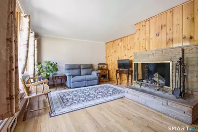 16 Pine Street, Newtown, CT 06482 - Photo 5