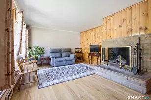 16 Pine St, Newtown, CT 06482 - Photo 5