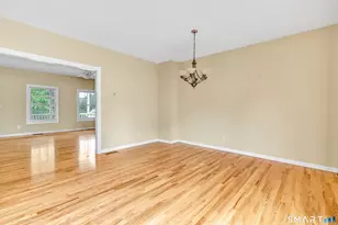 36 Pawtucket Ave, Shelton, CT 06484 - Photo 19