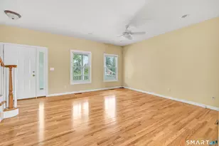 36 Pawtucket Ave, Shelton, CT 06484 - Photo 9