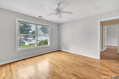 36 Pawtucket Avenue, Shelton, CT 06484 - Photo 5
