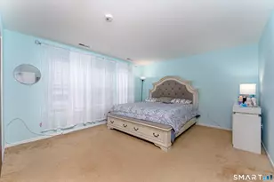 26 Greenview Ln, Milford, CT 06461 - Photo 9