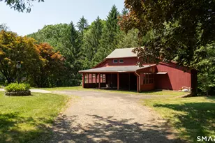 288 W High St, East Hampton, CT 06424 - Photo 9