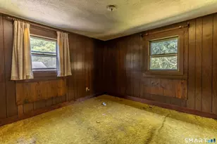 288 W High St, East Hampton, CT 06424 - Photo 39