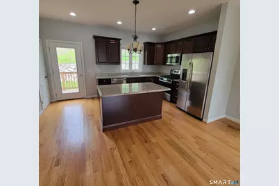19 Oak Meadows Drive #19, Brookfield, CT 06804 - Photo 5