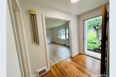 94 Farrell Road, Waterbury, CT 06706 - Photo 5