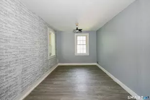 286 Bloomfield Ave, West Hartford, CT 06117 - Photo 17