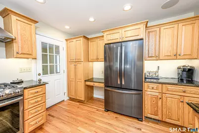 25 Wright Lane, Hamden, CT 06517 - Photo 17