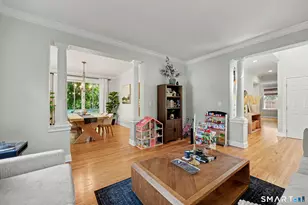 4 Sickle Bar Ln, Greenwich, CT 06878 - Photo 7