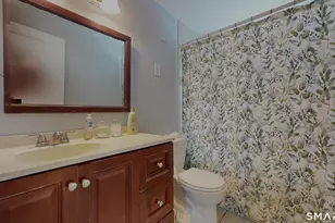 354 Edgewood Ave, Waterbury, CT 06706 - Photo 27