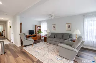 39 Greenlawn Dr, Danbury, CT 06810 - Photo 11