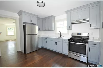 20 Mountain Street, Hartford, CT 06106 - Photo 3