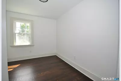 20 Mountain Street, Hartford, CT 06106 - Photo 13