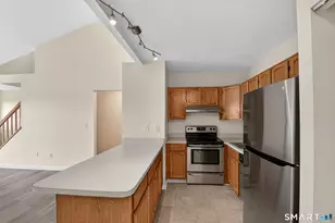 471 Whalley Ave, New Haven, CT 06511 - Photo 3