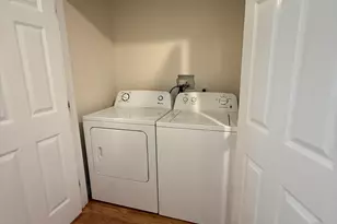 30 Delaware Ave, Waterbury, CT 06708 - Photo 11
