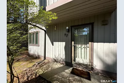 7 Staunton Court #F, Farmington, CT 06032 - Photo 1
