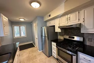 7 Staunton Ct, Farmington, CT 06032 - Photo 5