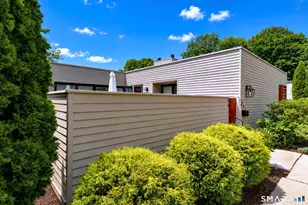 25 Charlton Hill Rd, Hamden, CT 06518 - Photo 1