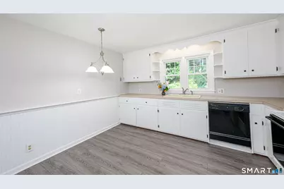 48 Home Place, Branford, CT 06405 - Photo 17