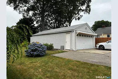 424 Rockwell Avenue, Stratford, CT 06615 - Photo 15