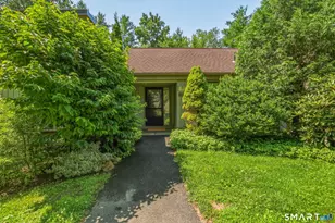 874 Heritage Vlg, Southbury, CT 06488 - Photo 3