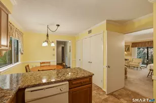 874 Heritage Vlg, Southbury, CT 06488 - Photo 7